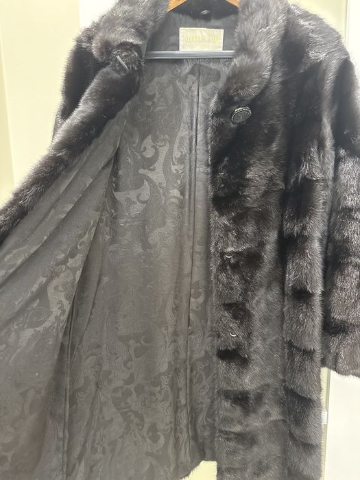 Шуба норковая черная