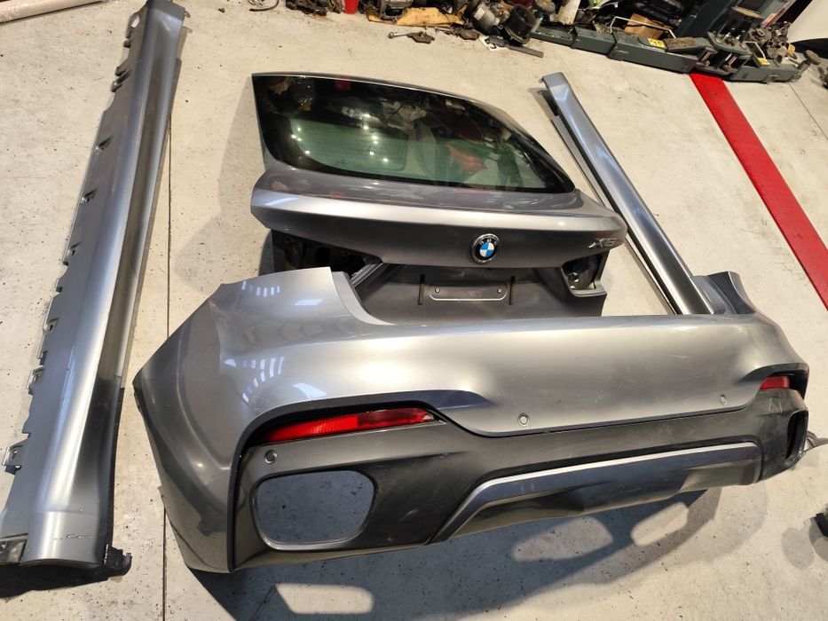 Bara spate M BMW X6 f16. Prag M. Haion BMW X6 F16. 2014-2019