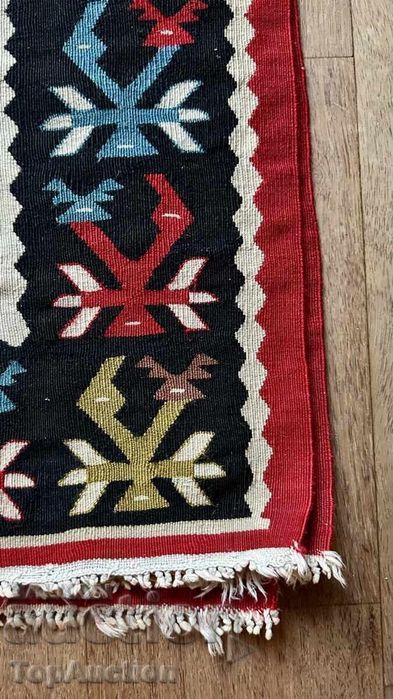 ПЕРФЕКТЕН! Чипровски килим Дървото на живота 130х205 см