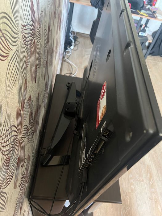 Телевизор LG 42LM620T-ZE
