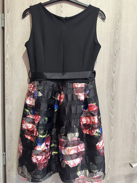 Дамски рокли, блузи и ризи на достъпни цени