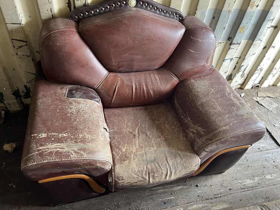 Продам два качественных кресла