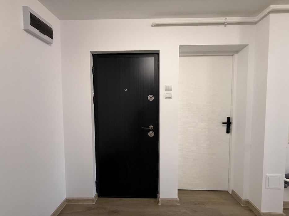 Se vinde apartament 2 camere, decomandat, 52 mp, situat la etajul 1