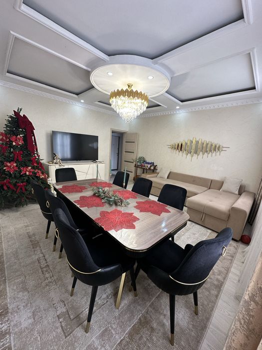 4/8/9 Продаю свою квартиру в центре города! Улица Себзар