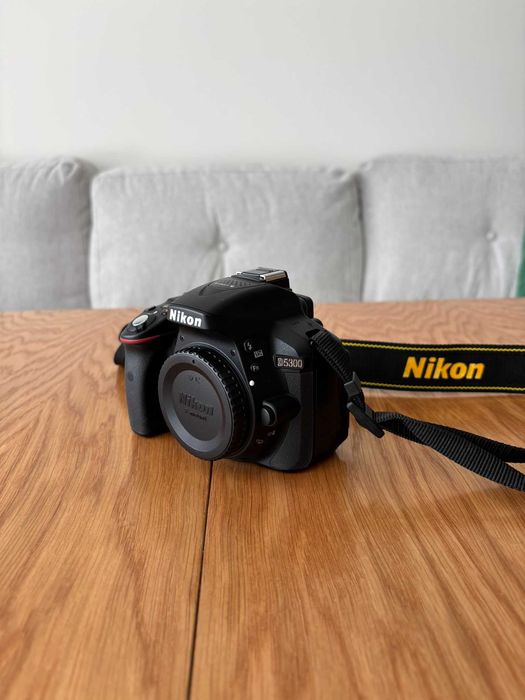 Nikon D5300 с обектив – Пълен готов комплект