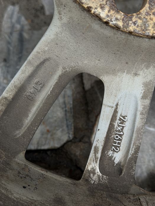 Продам диски с резиной