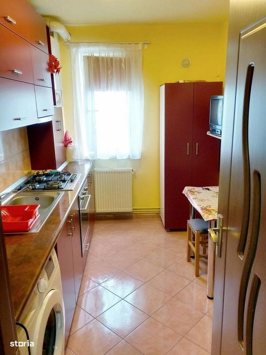 Apartament cu 3 camere de inchiriat zona Mihai Viteazu