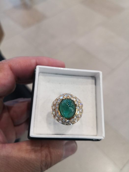 Vind inel din aur 14kt cu smarald 4ct și diamante 3ct