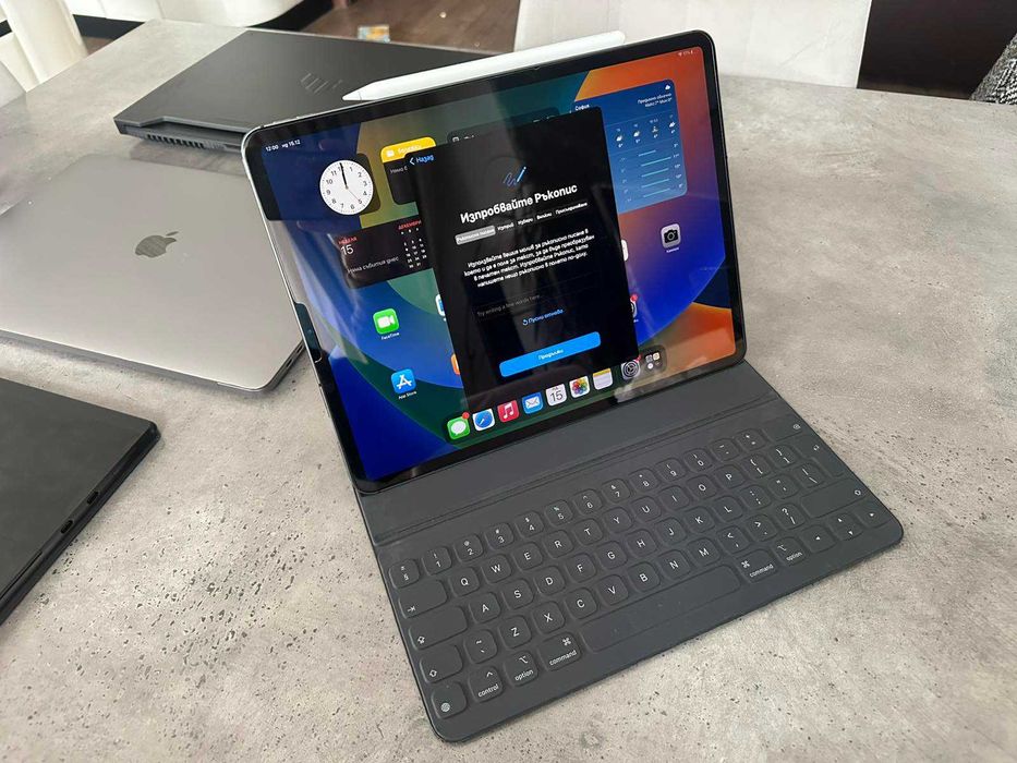 Ipad Pro 12.9” 3rd gen 2019 Cellular + Apple Smart Folio