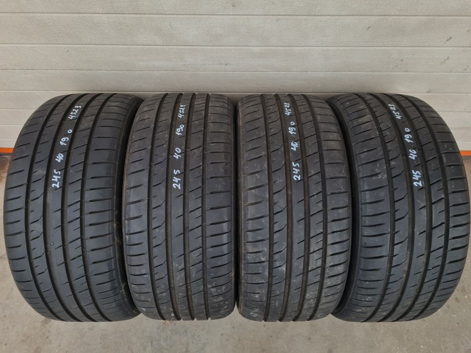 Летни гуми 4 броя SYRON PremiumPerformance 245 40 R19 дот 4523