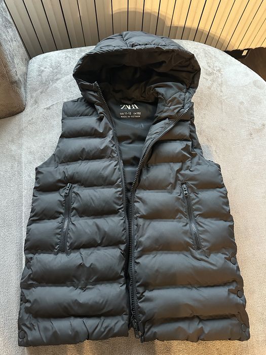 Дамски елек Zara.