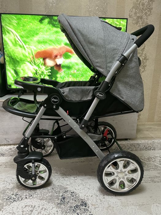 Коляска.  детская