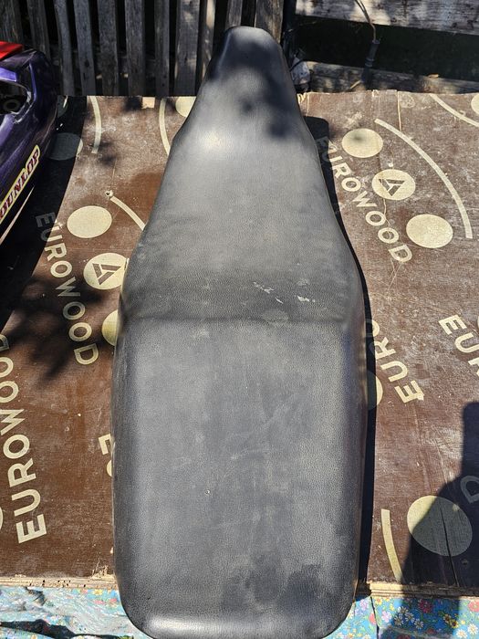 Vând piese Suzuki GS500