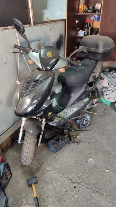 Скутер 50 кубика