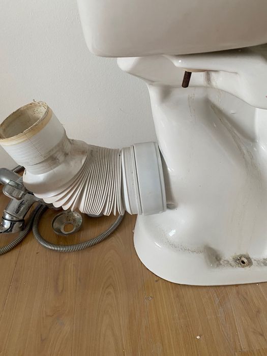 Продам унитаз б/у