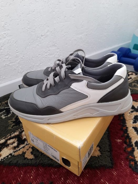 Продам мужские обуви