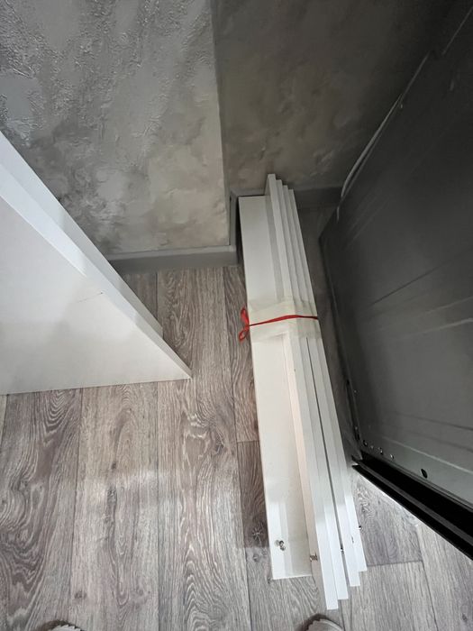 Продам стол новый