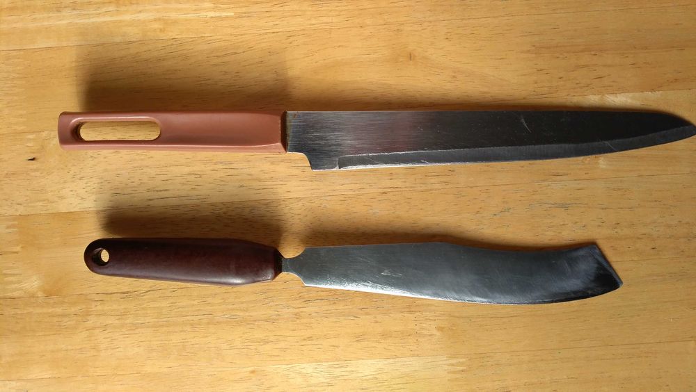 Cutite, corn cerb, vanatoare, simple, facute la Combinatul Hunedoara