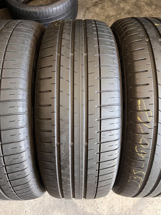 4 anvelope vara 235/60/18 , Falken !