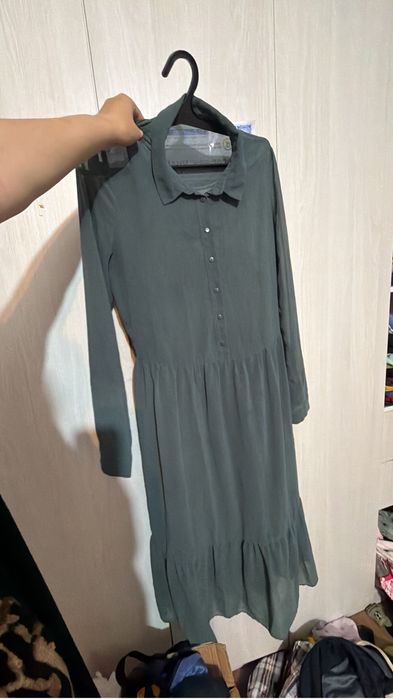 Продам Женские платья