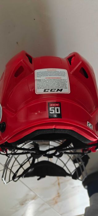 Каска за хокей CCM 50 S нова
