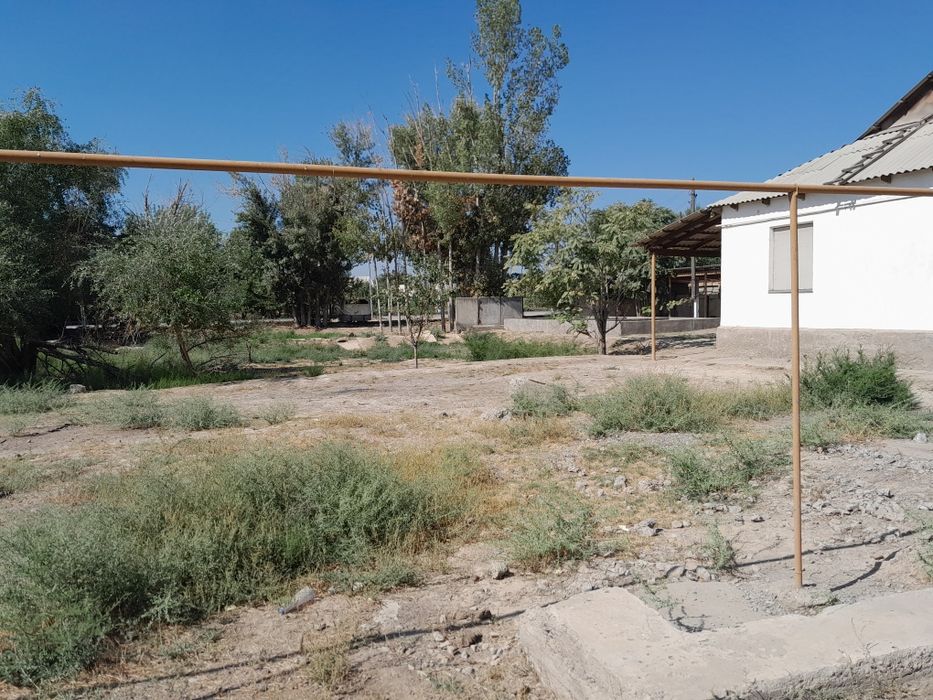 Дом  продаётся под биснес