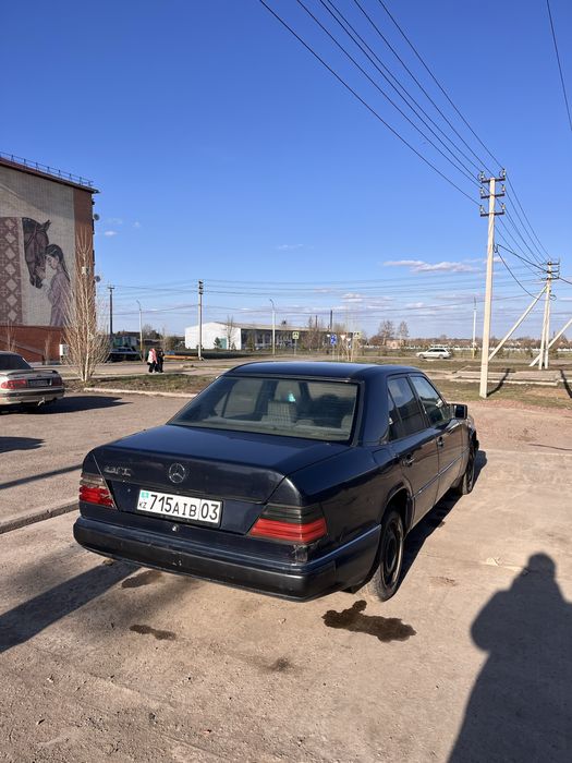 Продам Мерседес w124