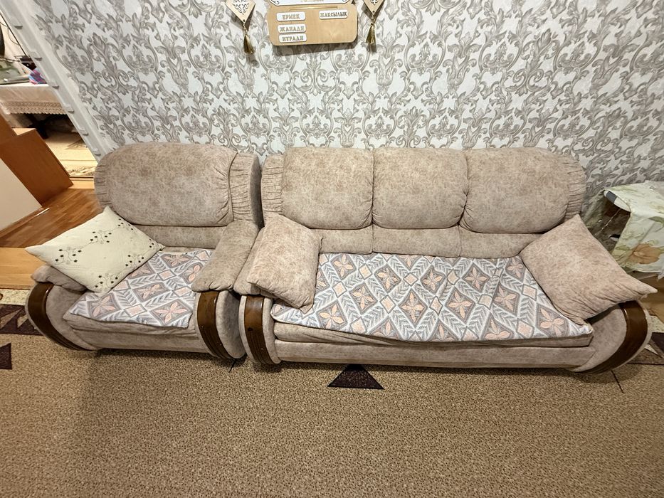 Диван и 2 кресло