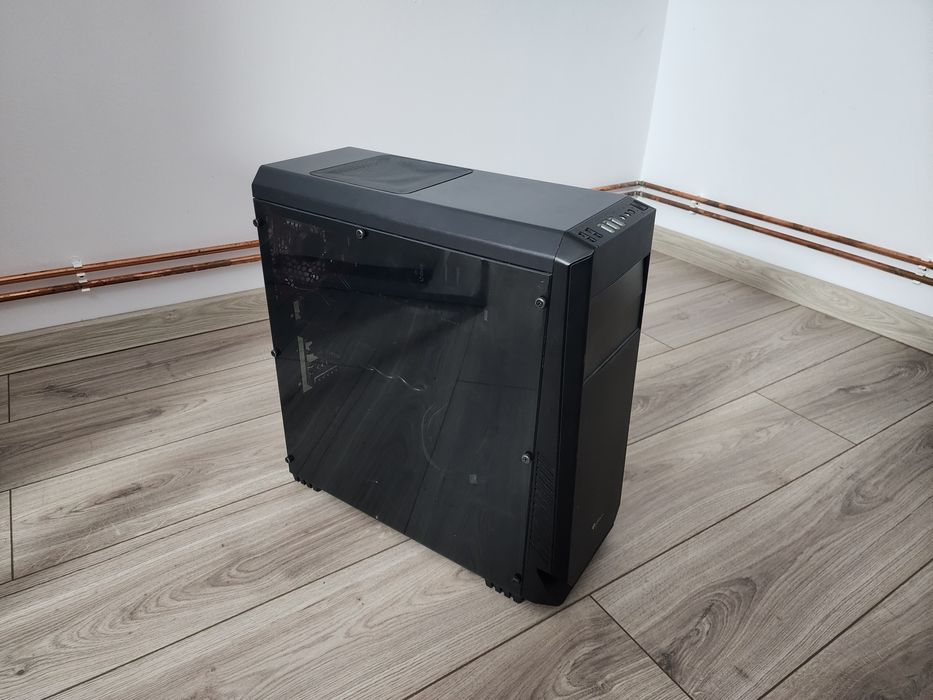 Vând pc gaming de buget
