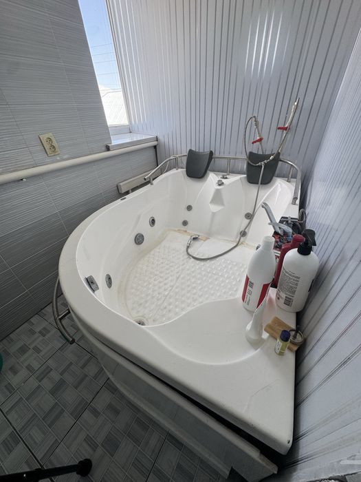 Продам джакузи ванну