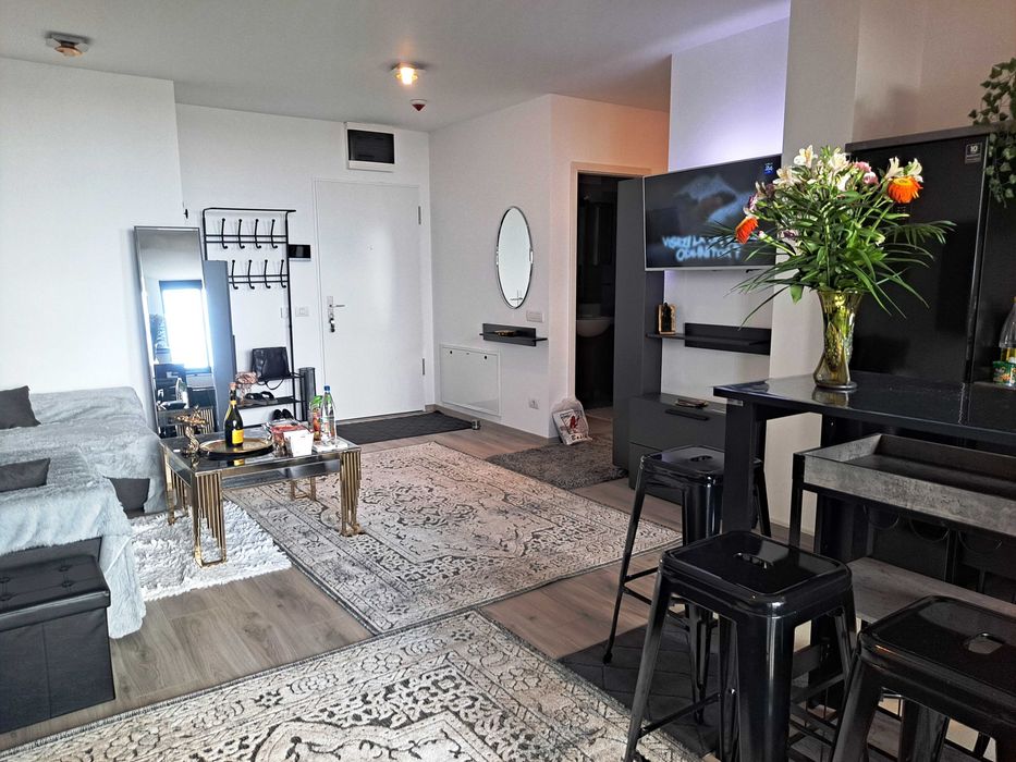 Apartament 2cam., open space - ISHO, spre inchiriere