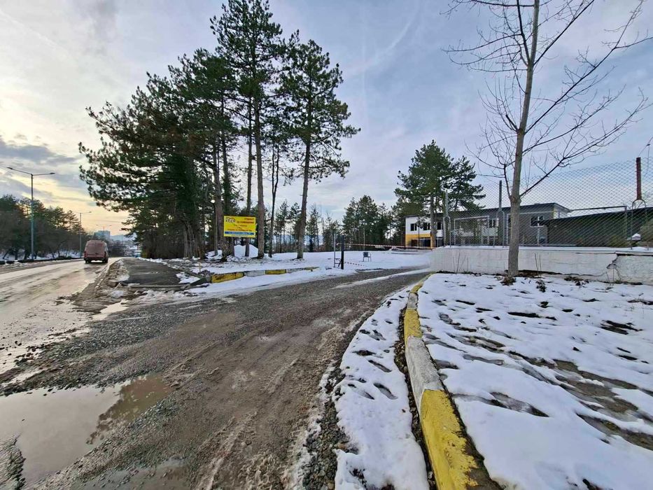 Ново складово помещение/сервиз под наем, Промишлена зона, 70 кв.м.