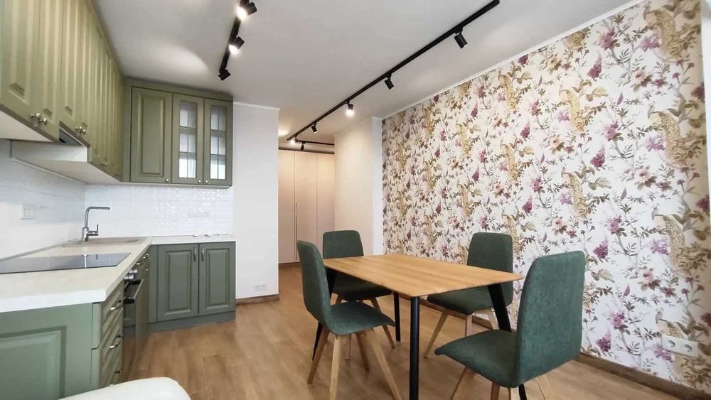 Дава се под наем Двустаен апартамент в София, Център - 55 кв.м за 408 € - Снимка #1