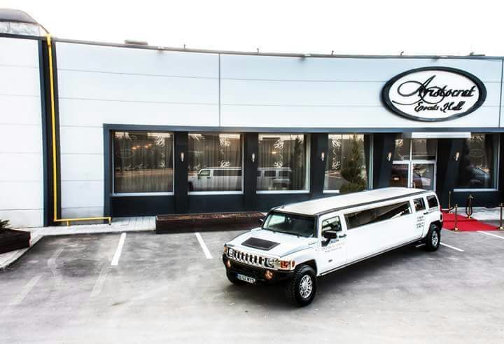 inchiriez de inchiriat inchiriem limuzine  masini epoca pentru nunti