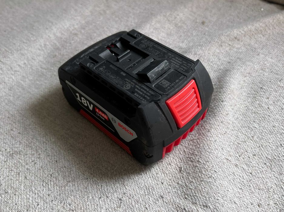Acumulator baterie Bosch GBA 18V 4.0Ah M-C Li-Ion
