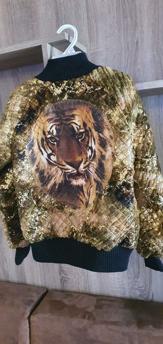 Яке 36размер/S ново