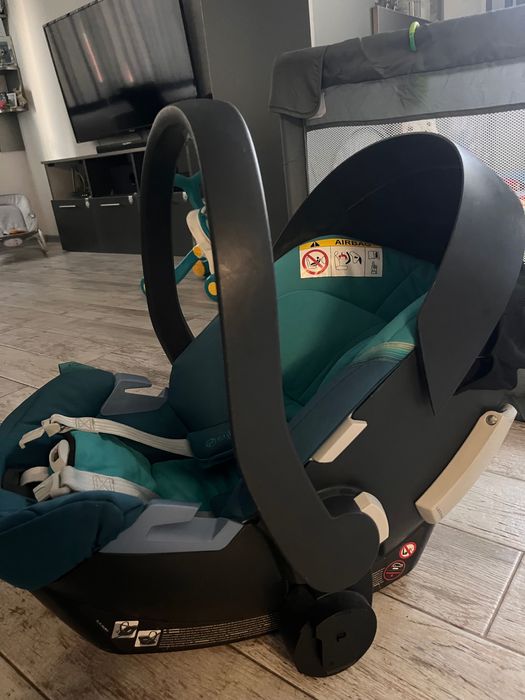 Бебешко столче Cybex Aton 5 + адаптори подарък