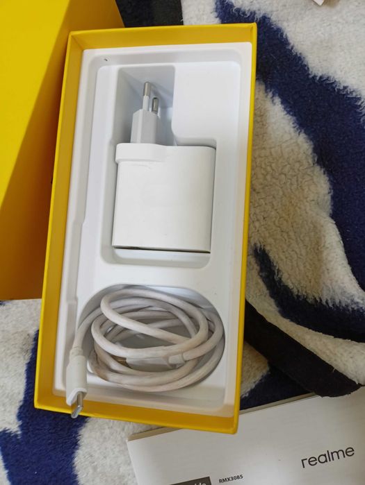 Realme 8 8/128 серебрянный