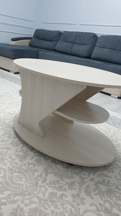 Журнальный столик