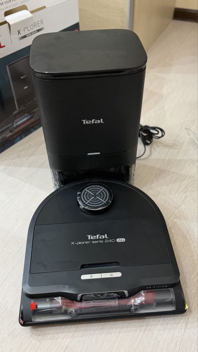 Продам робот пылесос