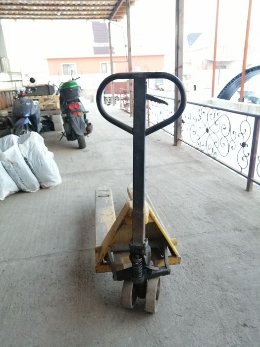 Рохля буу, тележка