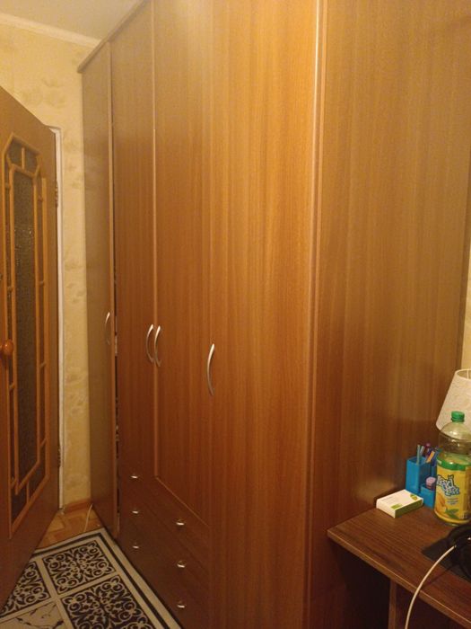 Шкаф большой продам