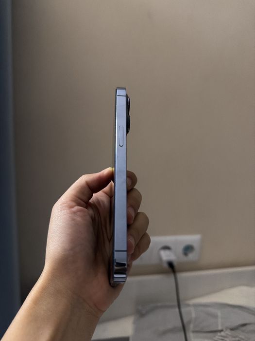 Iphone 13 pro в хорошем состоянии