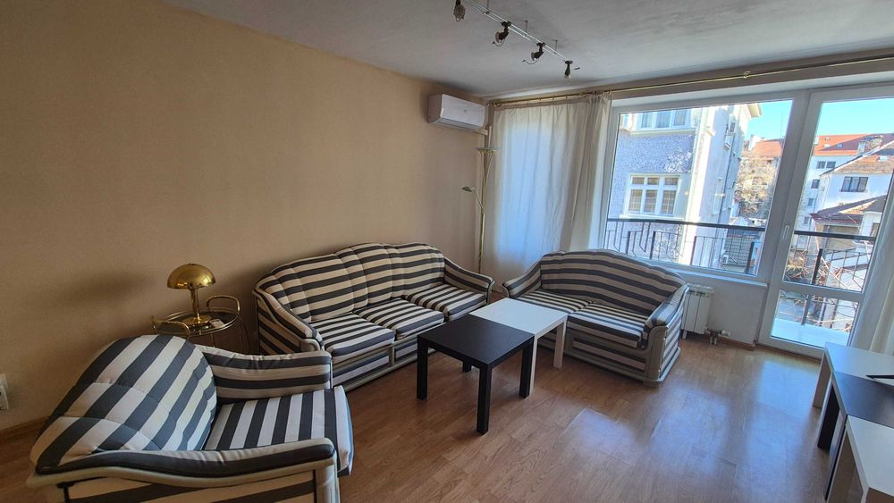 Дава се под наем Тристаен апартамент в София, Център - 111 кв.м за 1346.4 € - Снимка #11