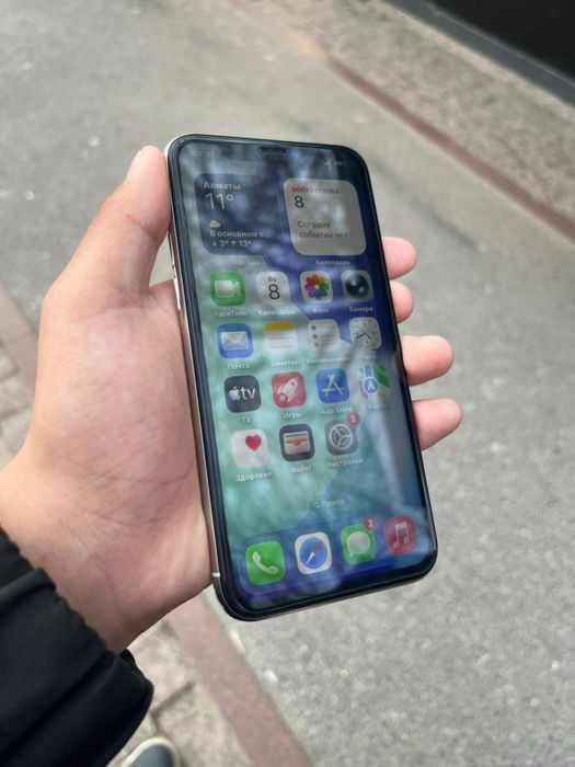 iPhone 11 pro -сатылады