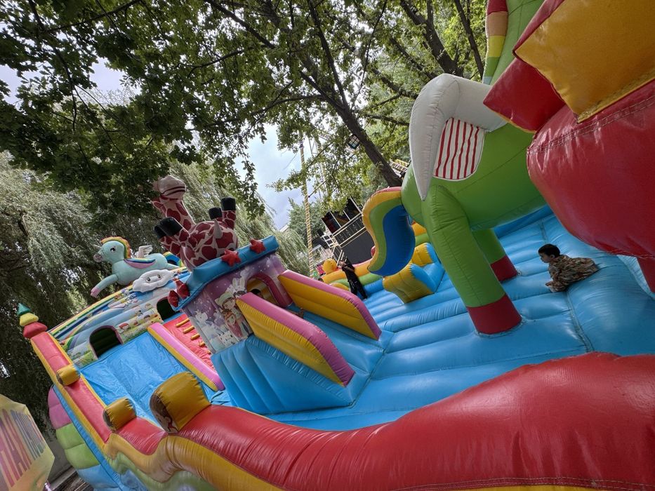 Batut detiskiy sotiladi