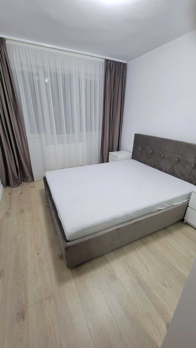Inchiriez apartament doua camere, zona Mihai Viteazul