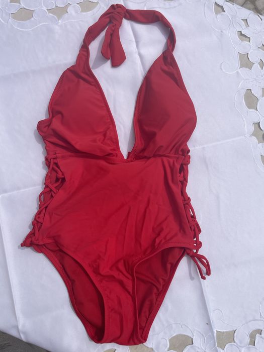 Costum de baie intreg rosu Marime XS