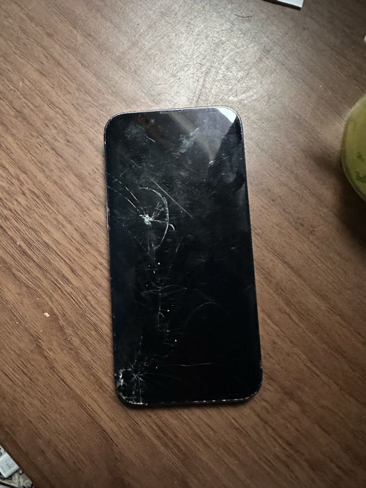 Продам айфон 13 про iPhone 13 pro