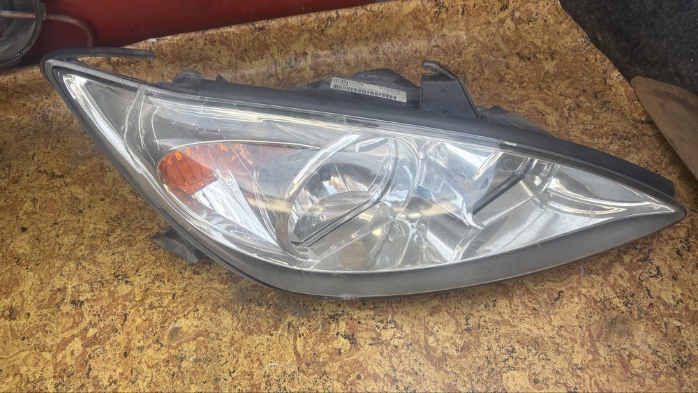 Тайота camry 30 фара